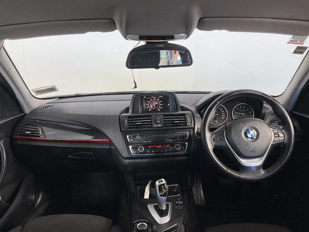 Photo '17' of BMW 120I