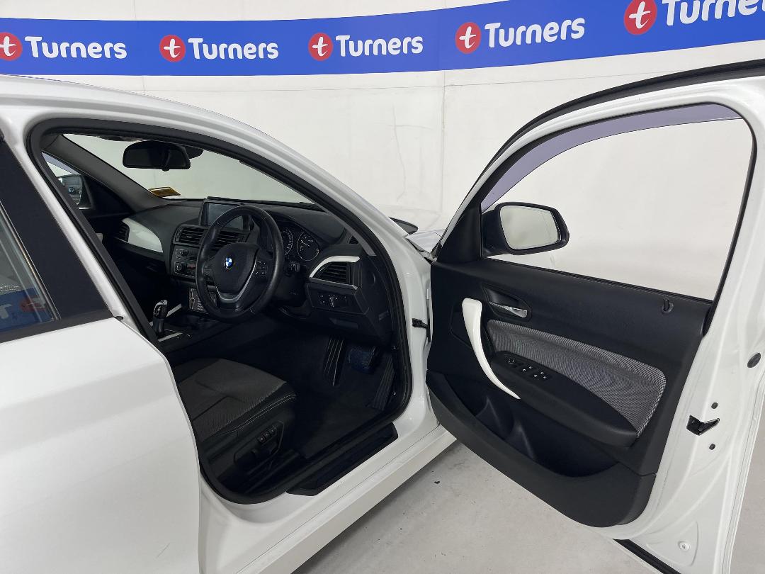 Photo '15' of BMW 120I