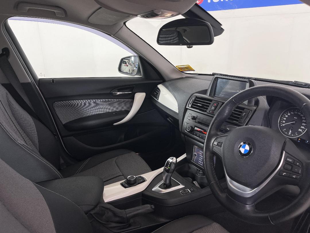 Photo '16' of BMW 120I