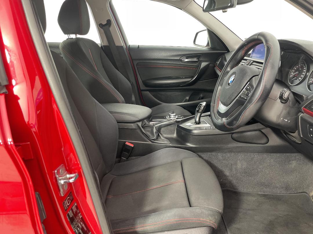 Photo '16' of BMW 120I