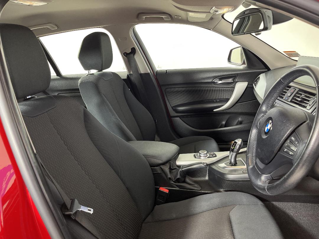 Photo '16' of BMW 120I