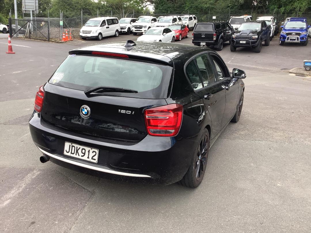 Photo '4' of BMW 120I