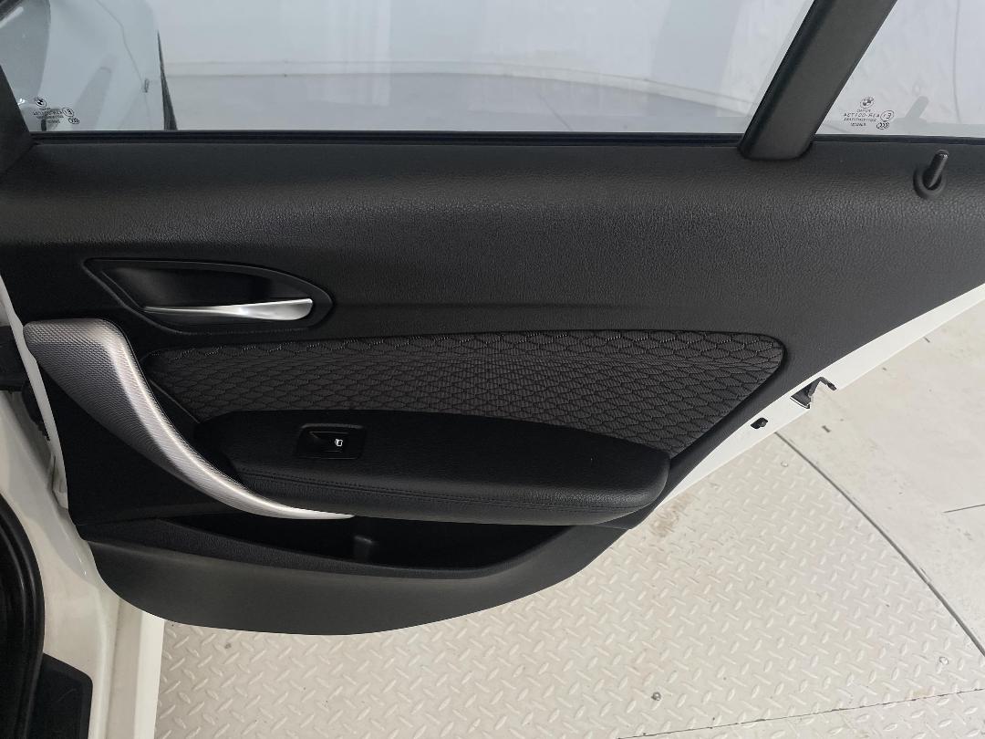 Photo '19' of BMW 135I