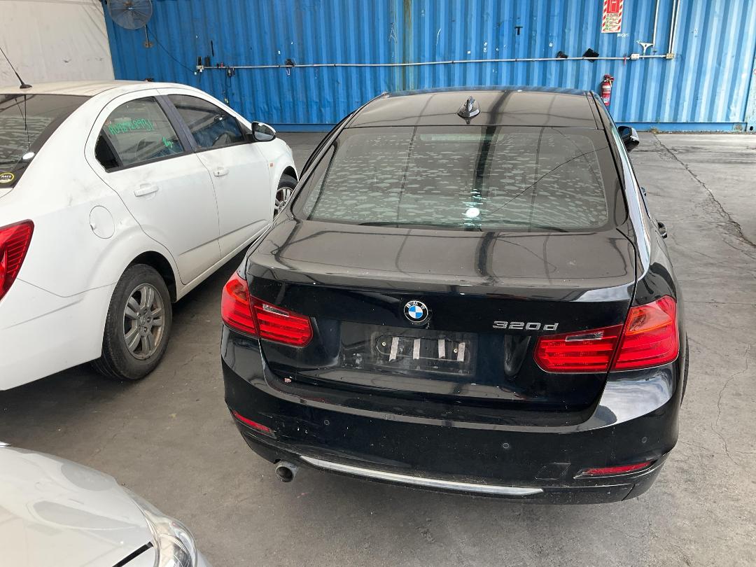 Photo '13' of BMW 3 Series 320D