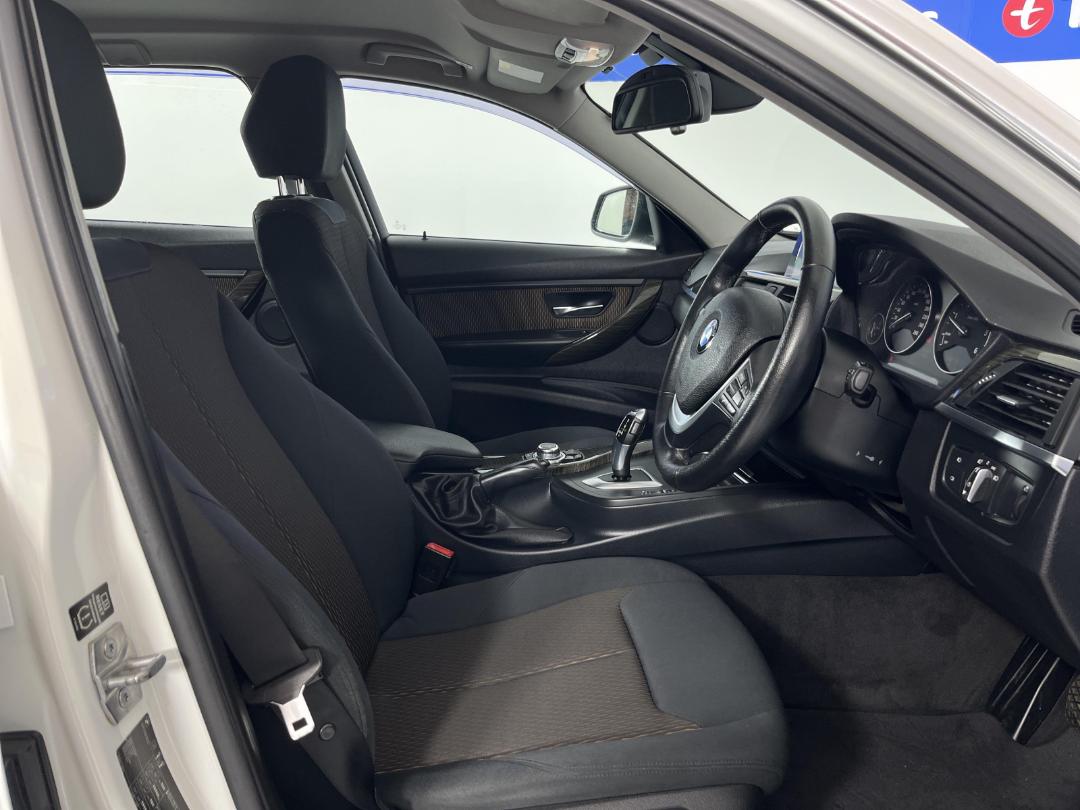 Photo '16' of BMW 320D