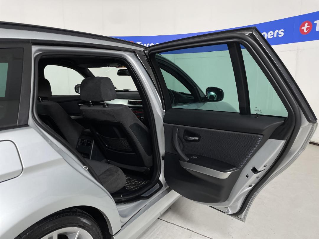 Photo '19' of BMW 320D