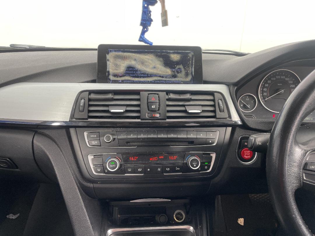 Photo '20' of BMW 320I