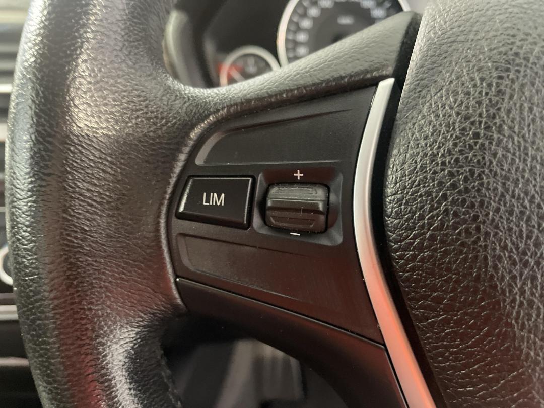 Photo '27' of BMW 320I Photo '27' of BMW 320I