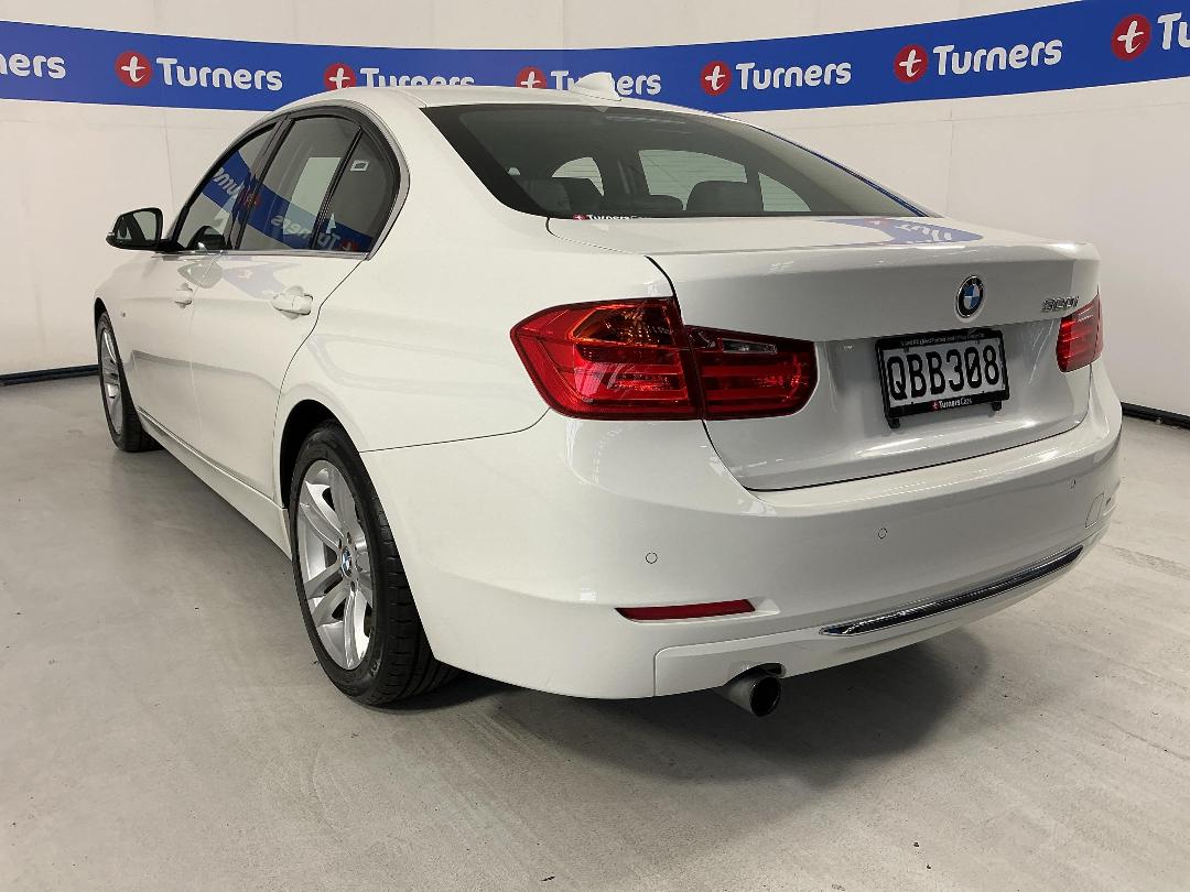 Photo '5' of BMW 320I Photo '5' of BMW 320I