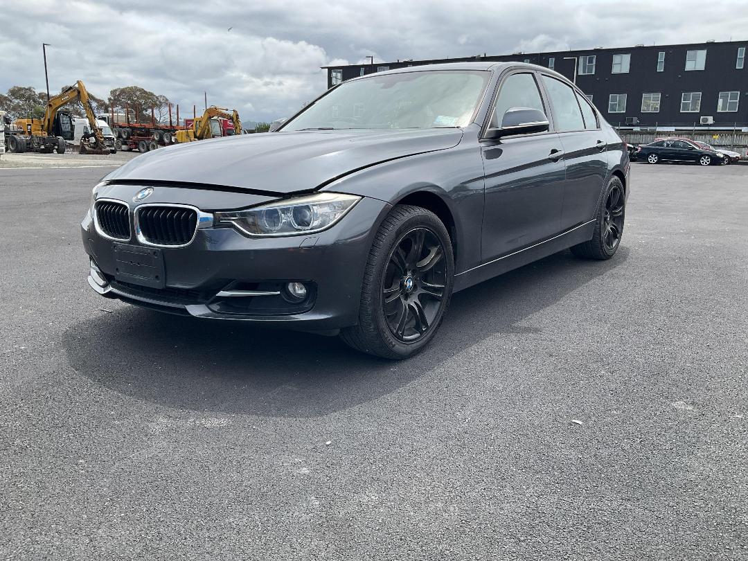 Photo '7' of BMW 320I Photo '7' of BMW 320I