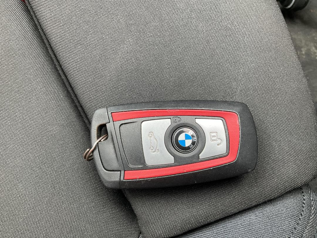 Photo '17' of BMW 320I Photo '17' of BMW 320I