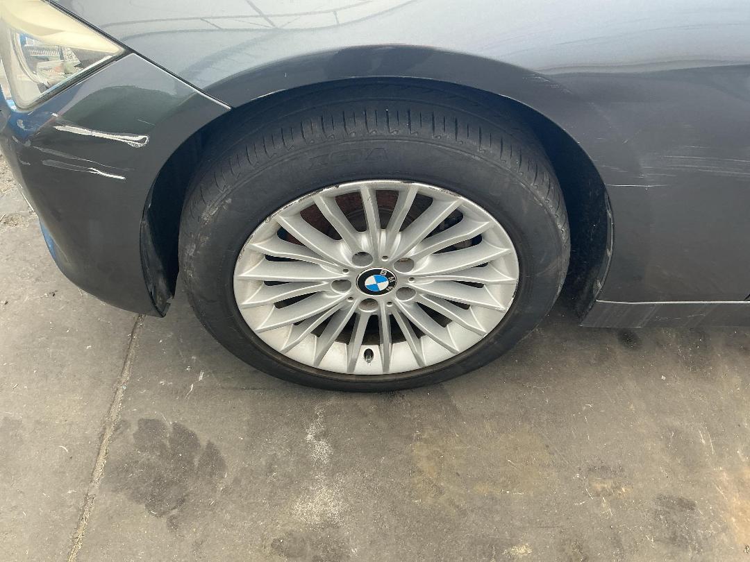 Photo '7' of BMW 320I