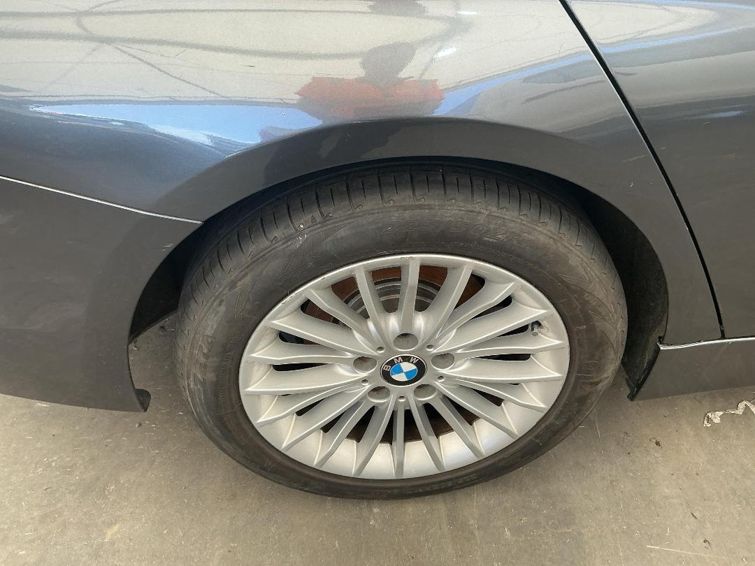 Photo '17' of BMW 320I