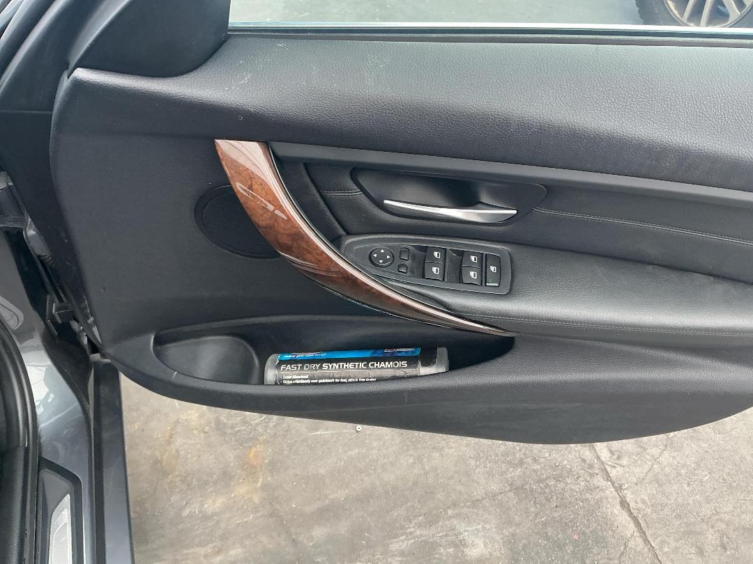 Photo '22' of BMW 320I