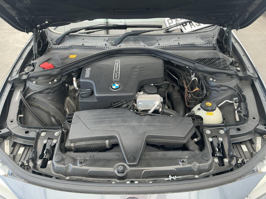 Photo '27' of BMW 320I