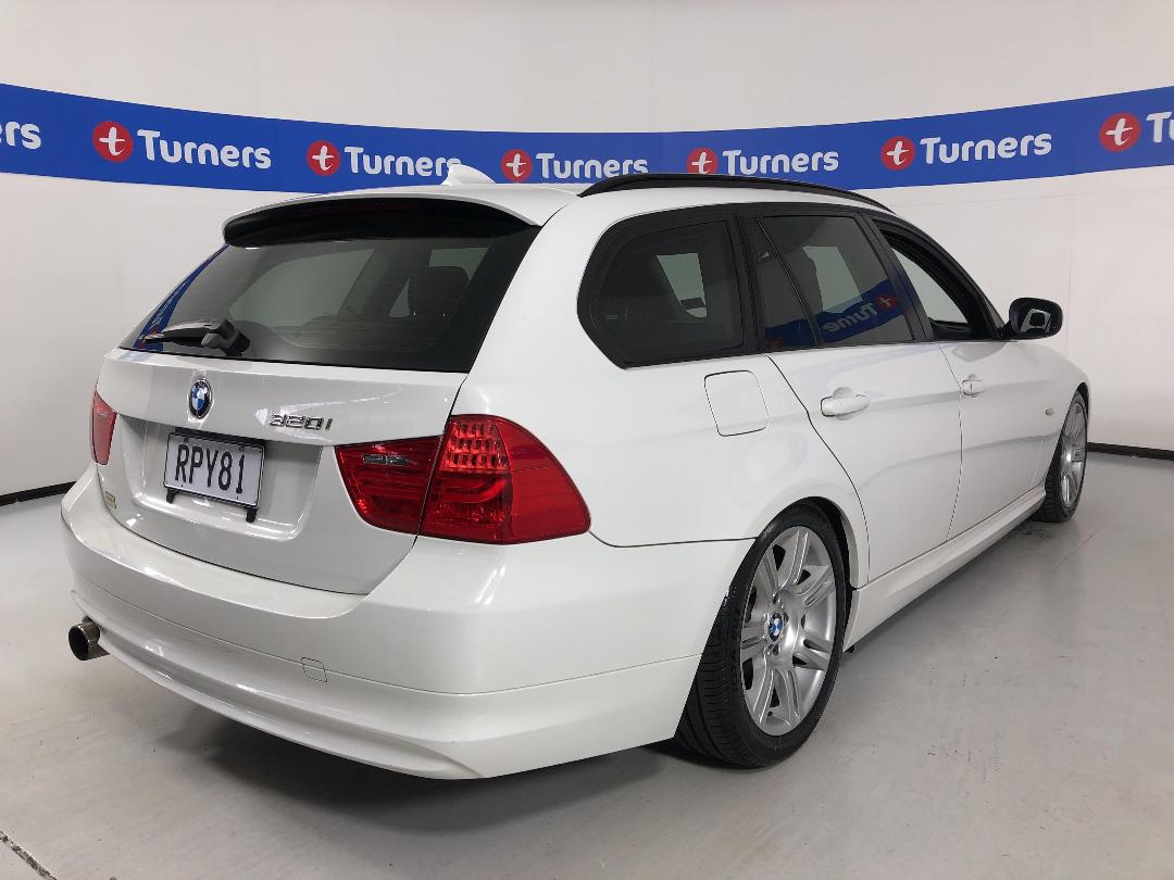 Photo '7' of BMW 320I