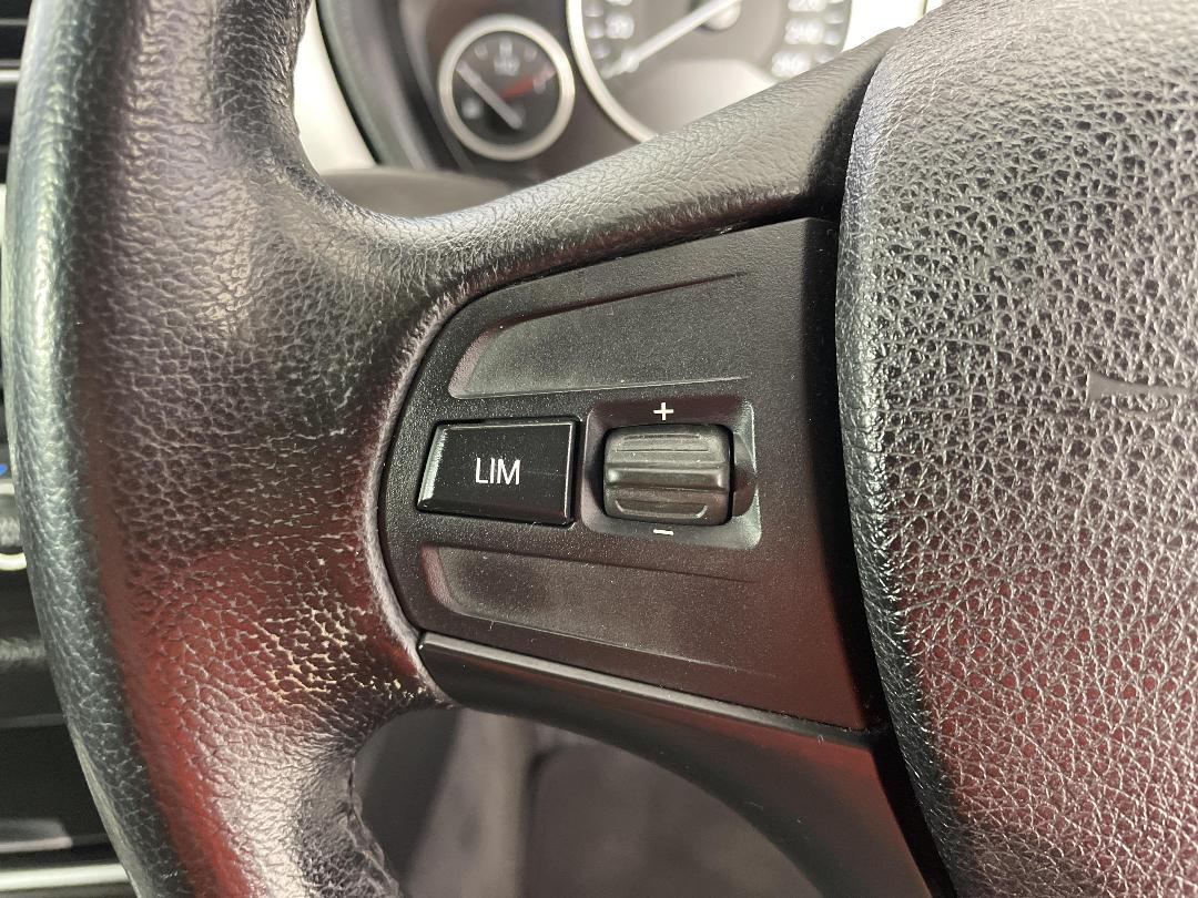 Photo '23' of BMW 320I