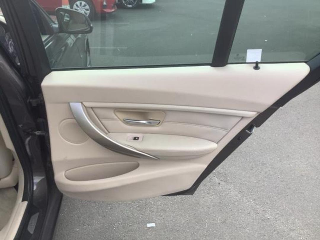 Photo '10' of BMW 328I