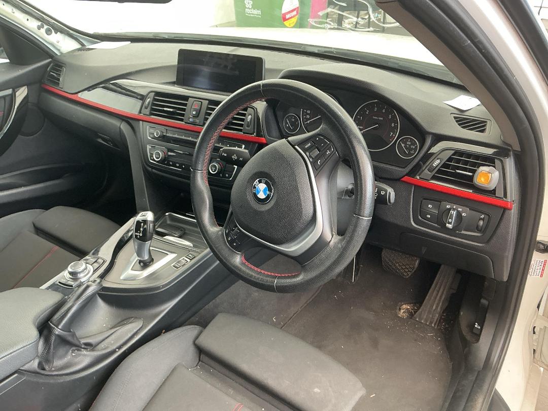 Photo '16' of BMW 328I Photo '16' of BMW 328I
