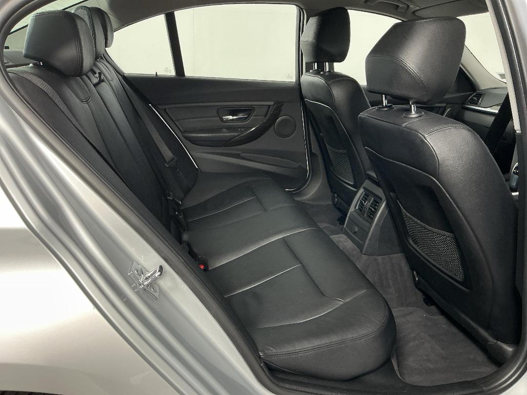 Photo '20' of BMW 328I