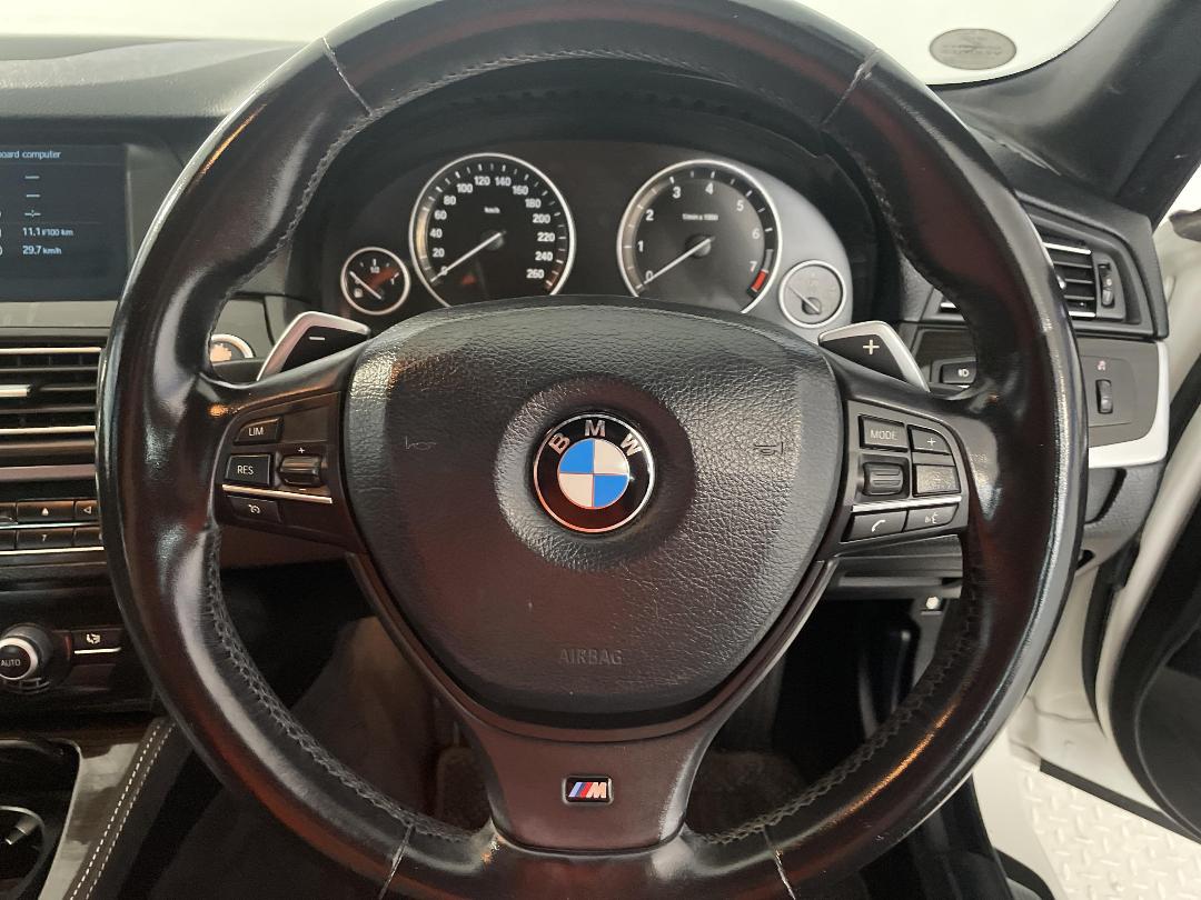 Photo '28' of BMW 523I