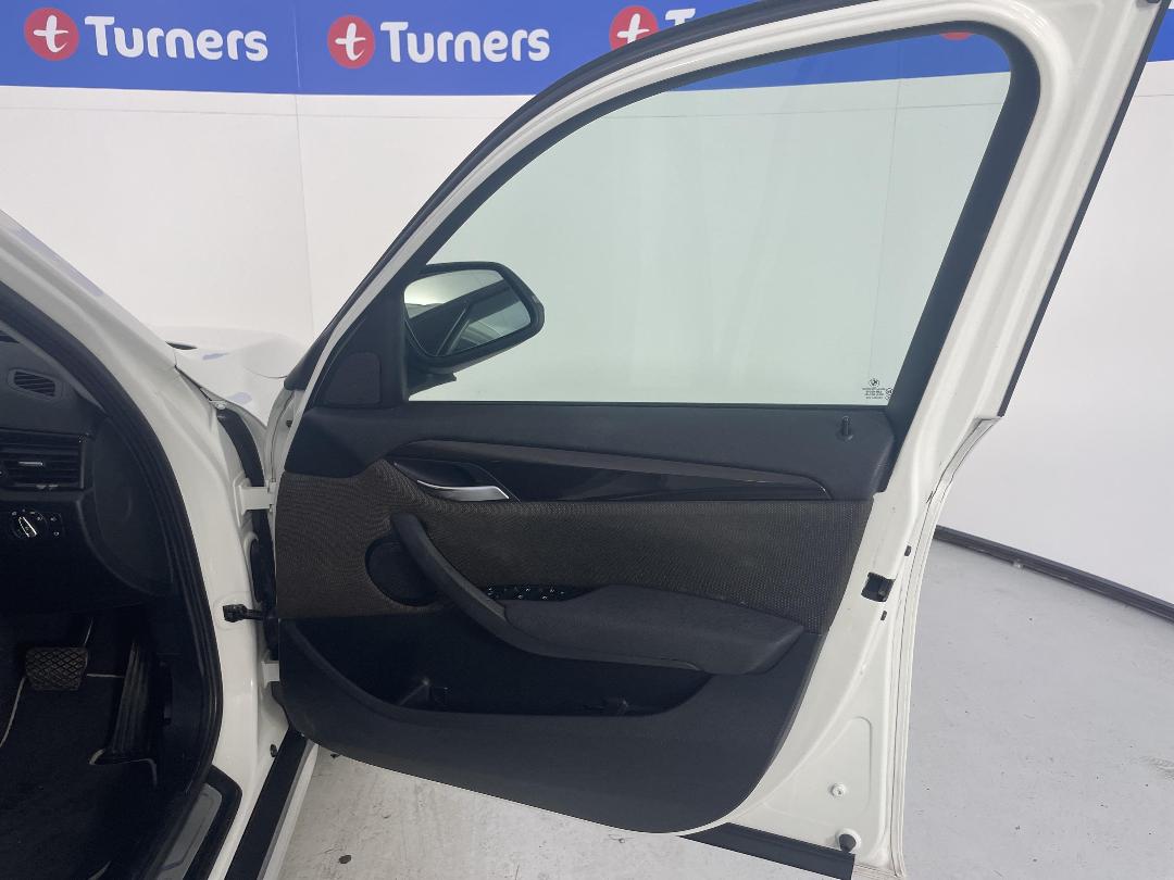 Photo '15' of BMW X1