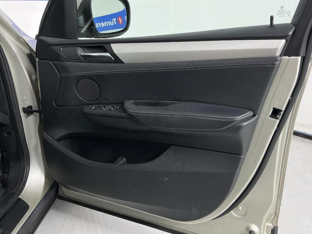 Photo '15' of BMW X3 Photo '15' of BMW X3