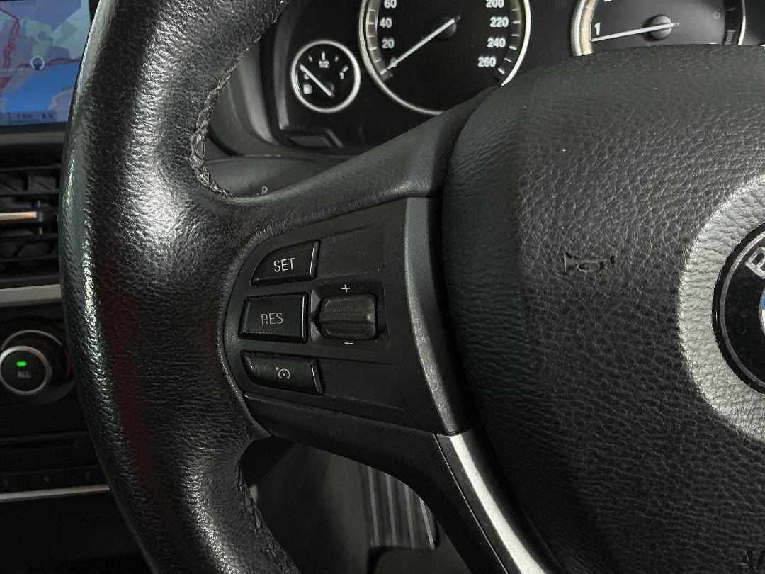 Photo '23' of BMW X3 Photo '23' of BMW X3