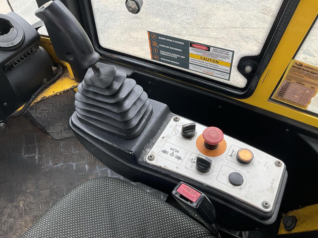 Photo '22' of Bomag BW177D-4 Roller