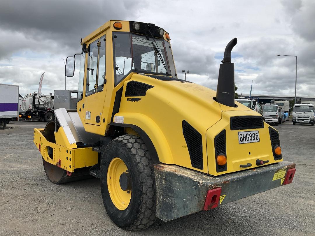 Photo '33' of Bomag BW177D-4 Roller