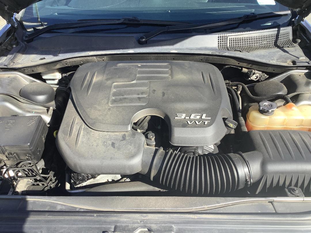 Photo '5' of Chrysler 300 V6 LTD Photo '5' of Chrysler 300 V6 LTD