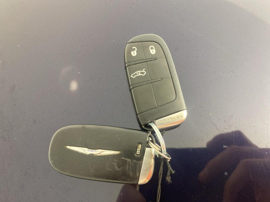 Photo '22' of Chrysler 300C