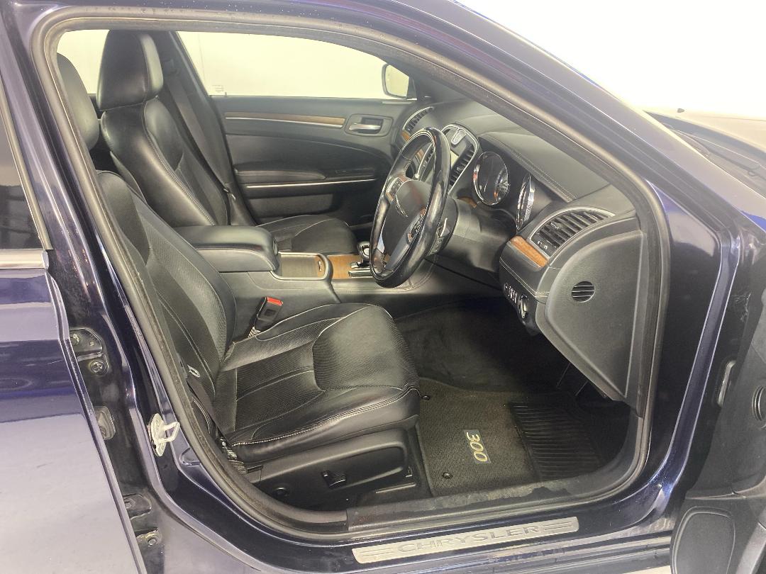 Photo '16' of Chrysler 300C