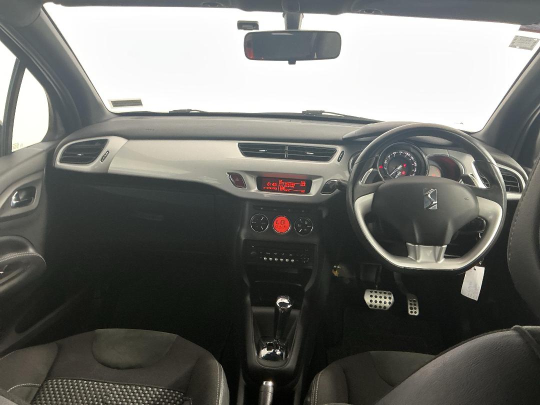 Photo '17' of Citroen DS3