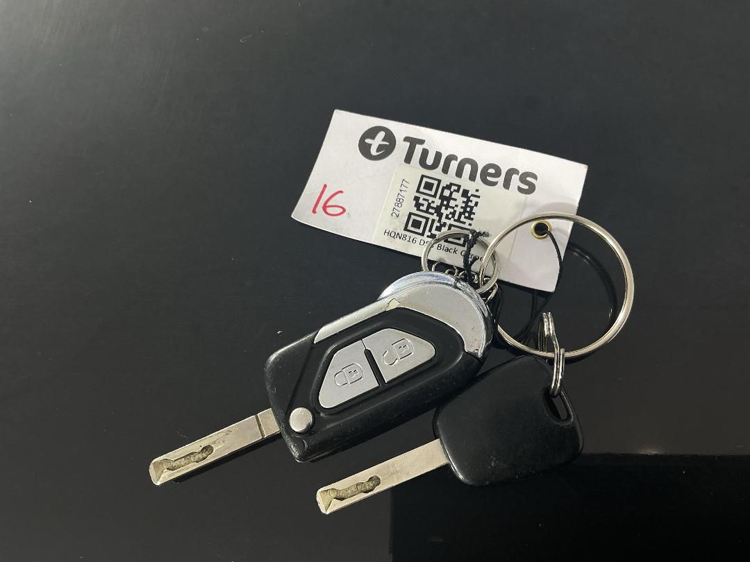 Photo '21' of Citroen DS3