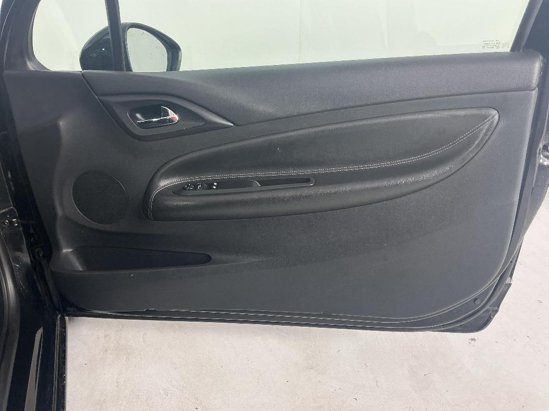 Photo '15' of Citroen DS3