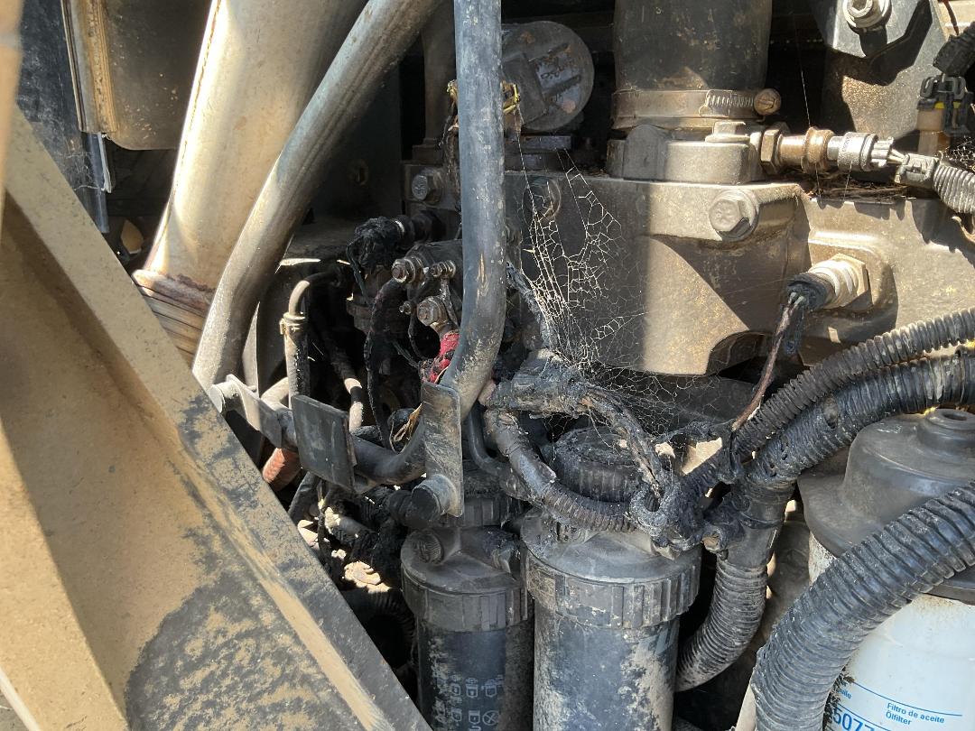 Photo '14' of Claas 640 Arion Tractor