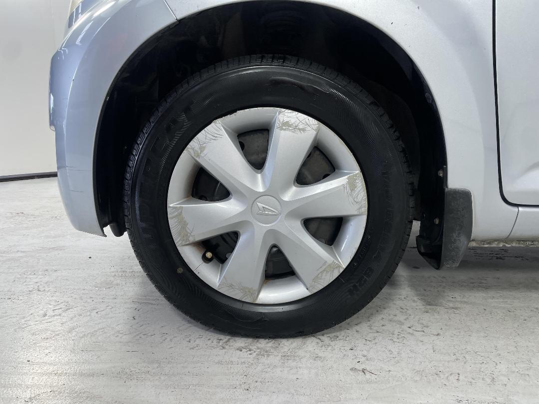 Photo '10' of Daihatsu Sirion Photo '10' of Daihatsu Sirion