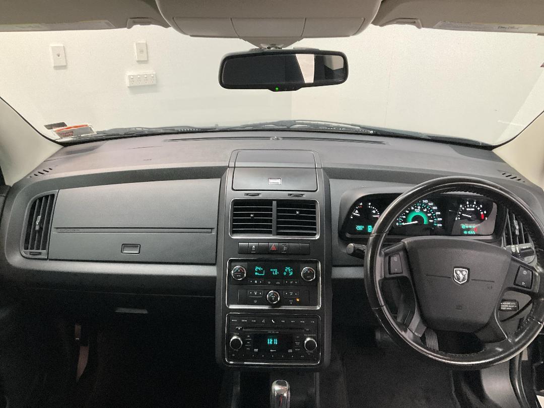 Photo '17' of Dodge Journey