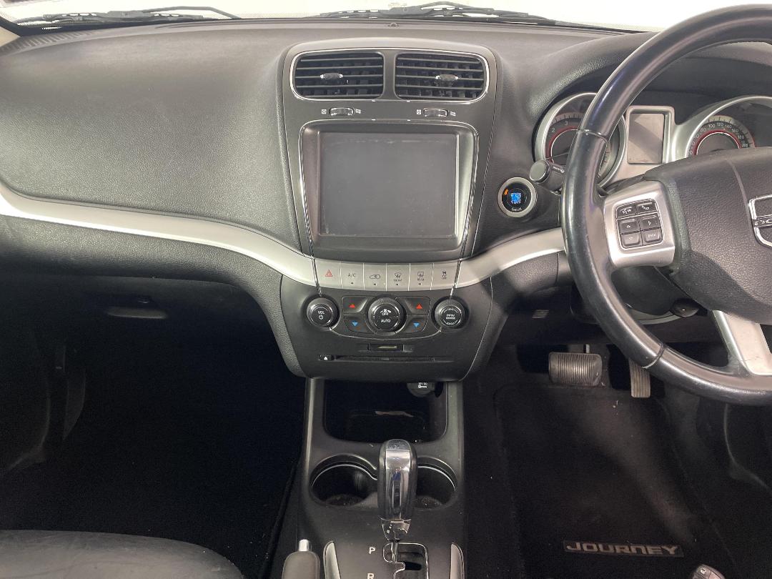 Photo '18' of Dodge Journey