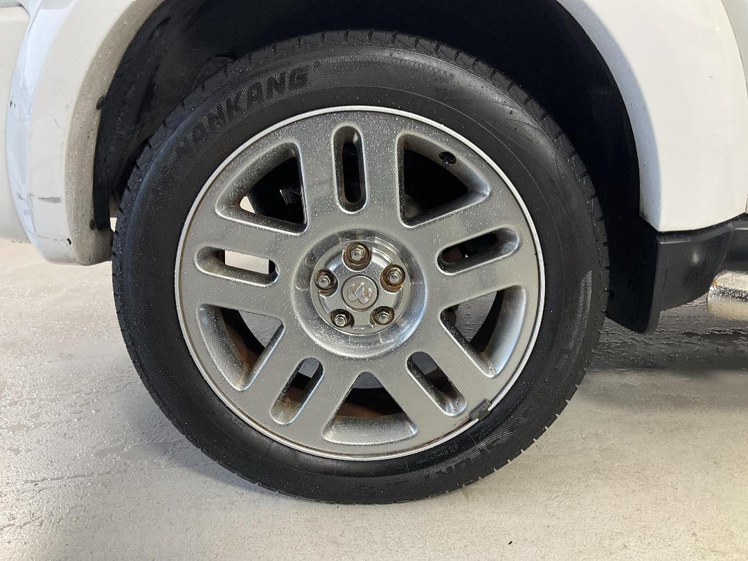 Photo '12' of Dodge Nitro