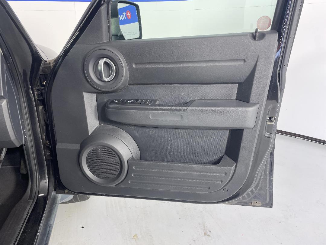 Photo '15' of Dodge Nitro Photo '15' of Dodge Nitro