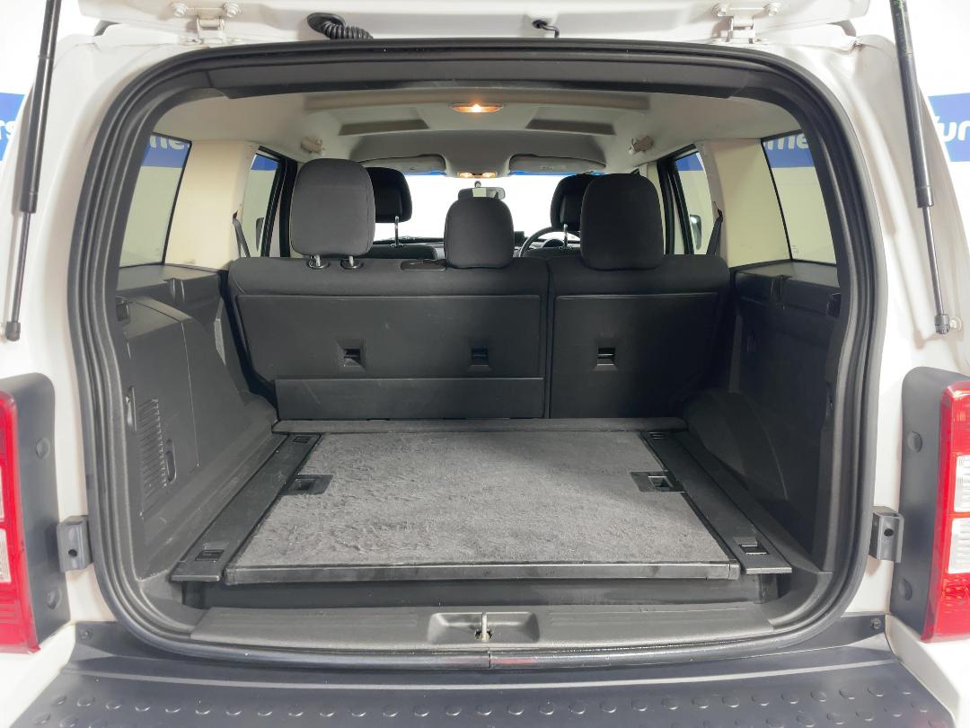 Photo '14' of Dodge Nitro Photo '14' of Dodge Nitro