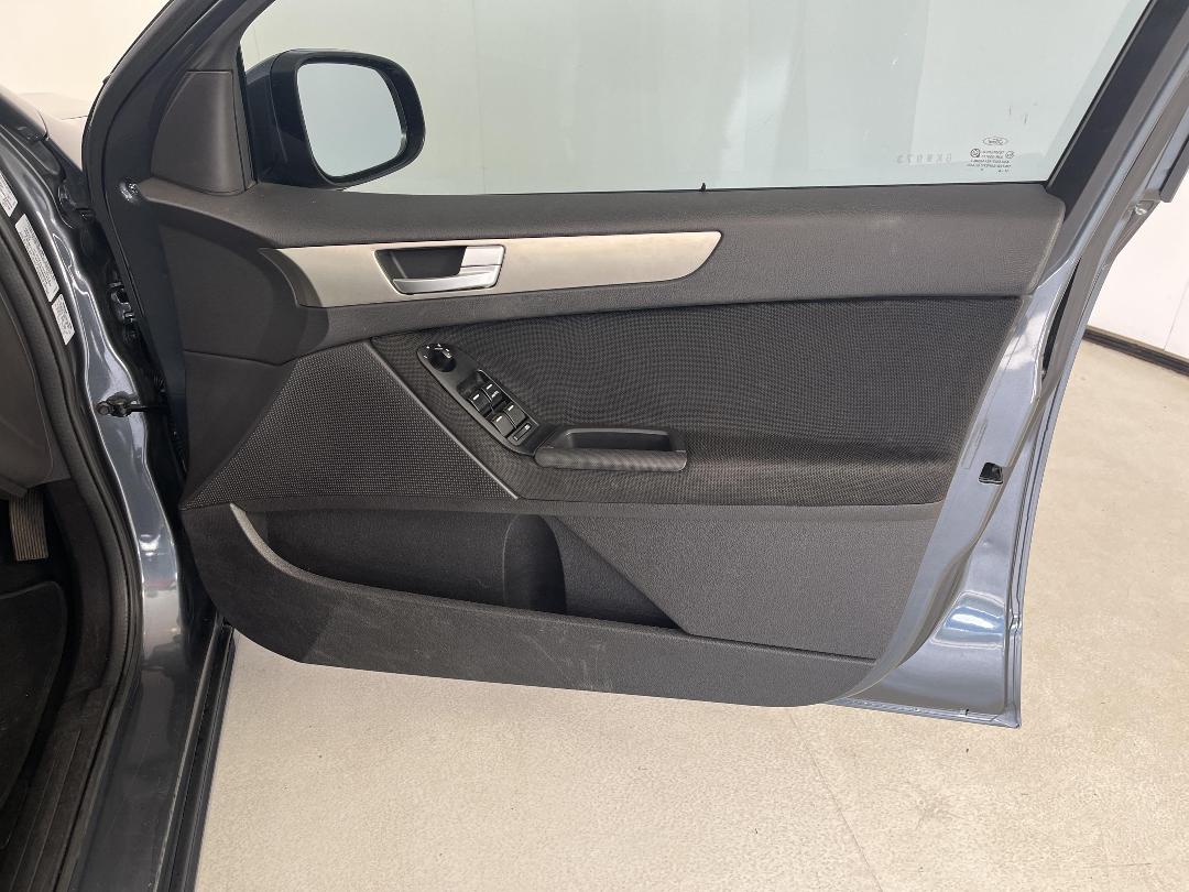 Photo '15' of Ford Falcon