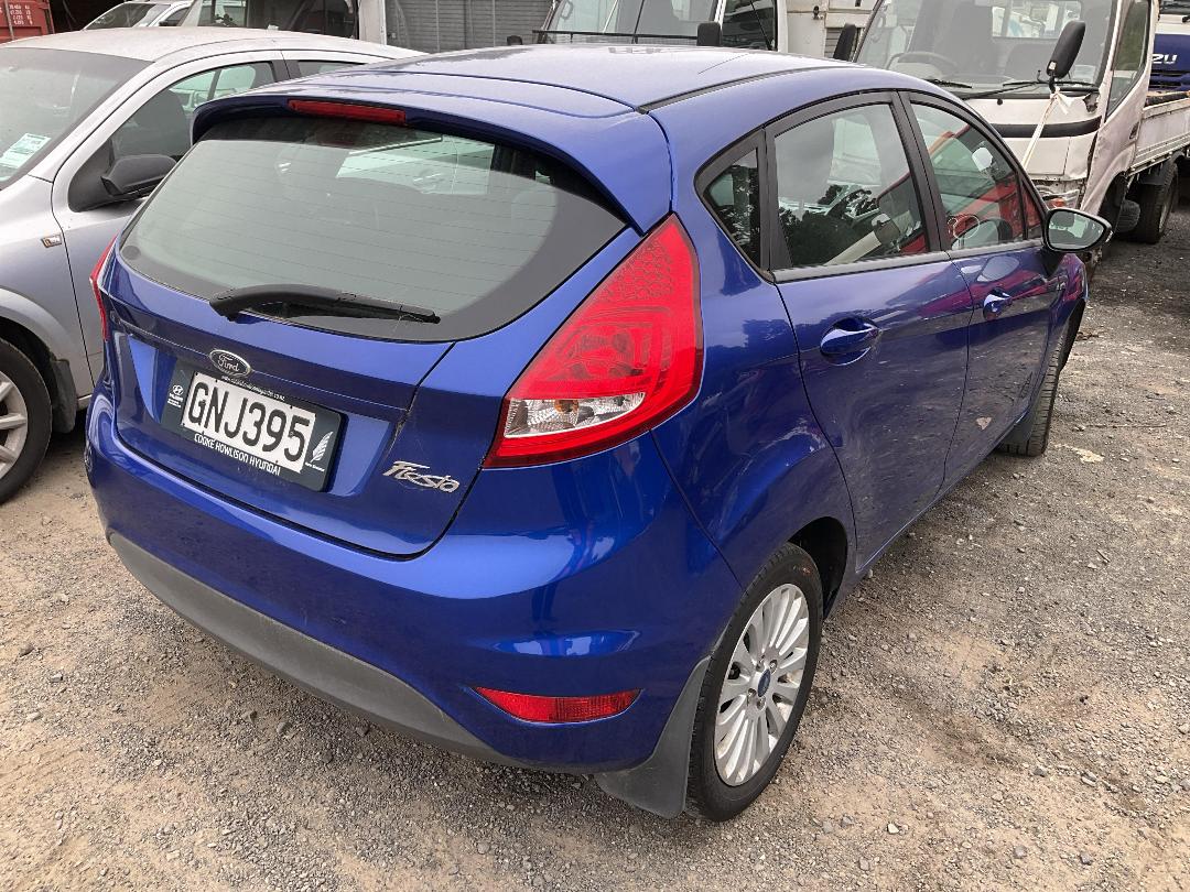 Photo '2' of Ford Fiesta LX Photo '2' of Ford Fiesta LX