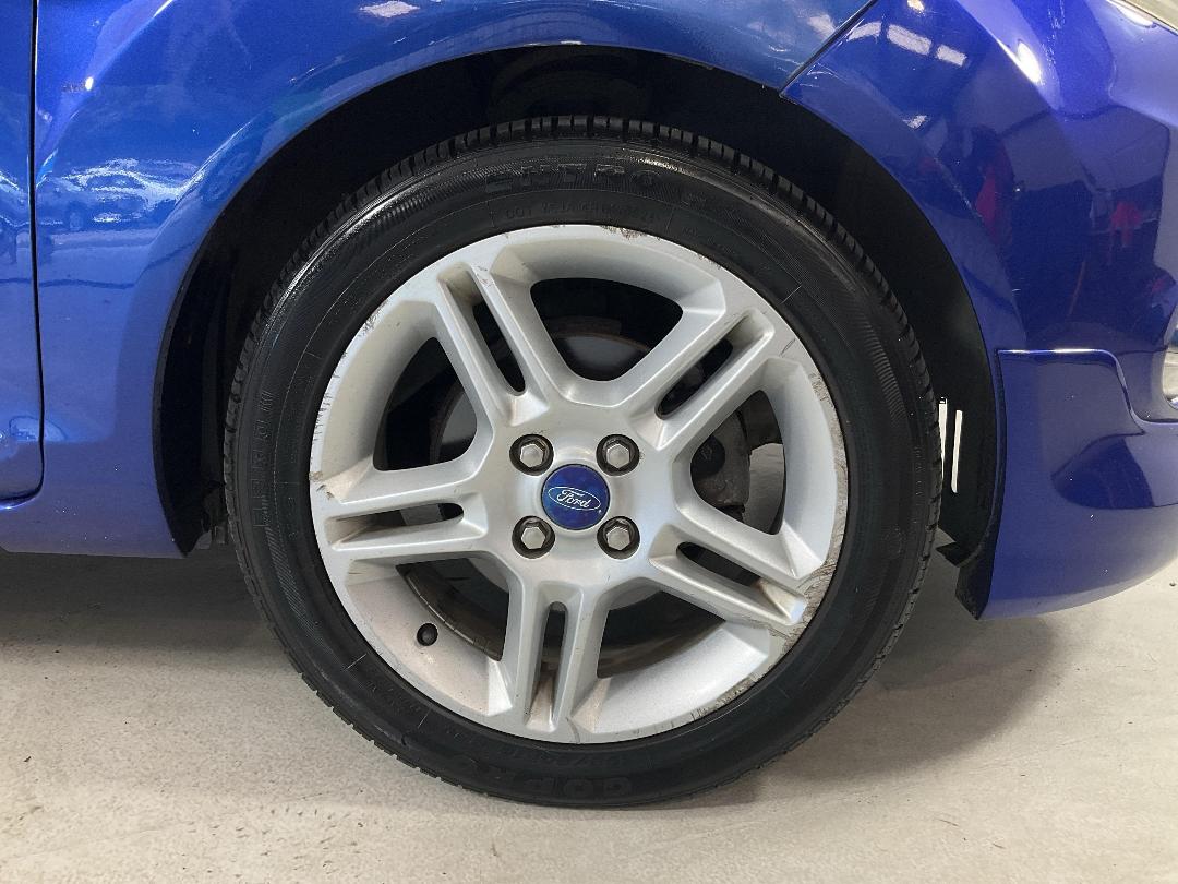 Photo '9' of Ford Fiesta