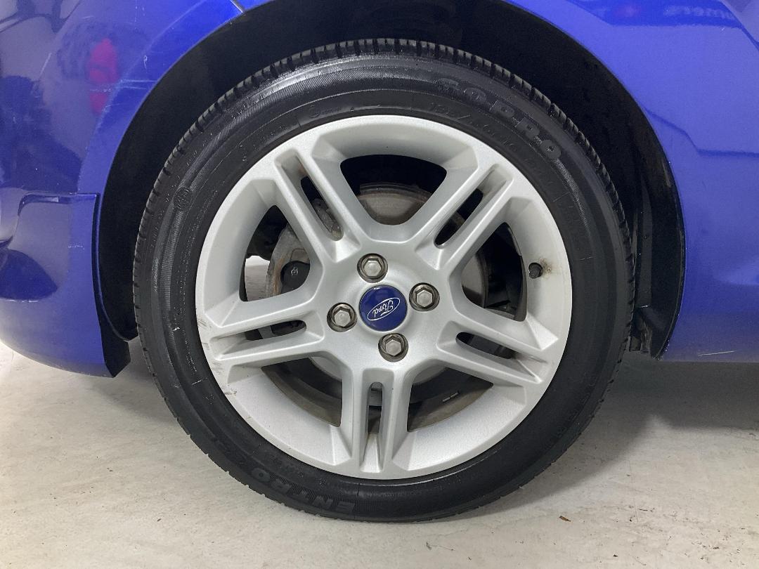 Photo '10' of Ford Fiesta