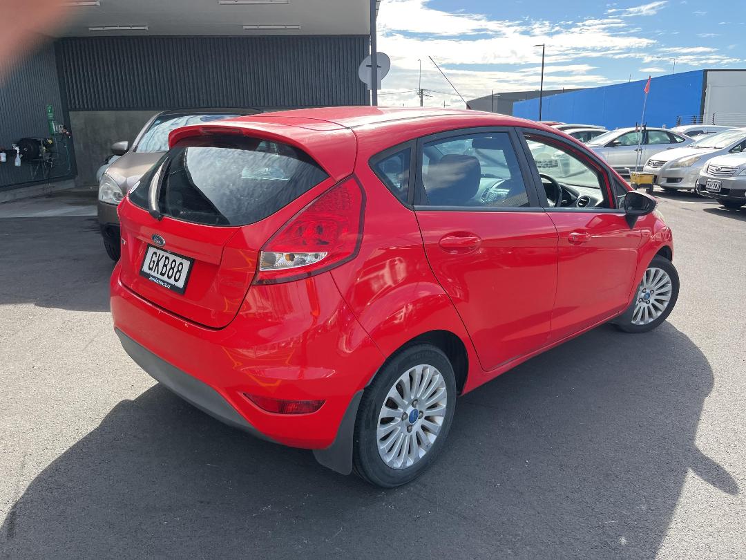 Photo '4' of Ford Fiesta LX Photo '4' of Ford Fiesta LX