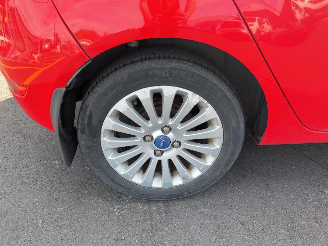 Photo '9' of Ford Fiesta LX Photo '9' of Ford Fiesta LX