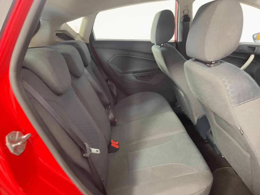 Photo '20' of Ford Fiesta